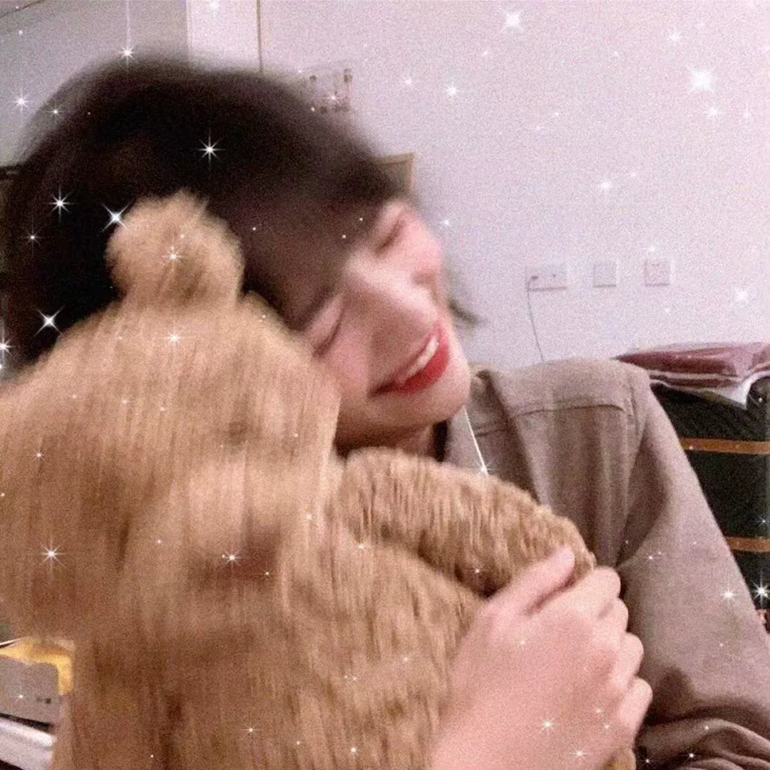 说好装情侣你怎么来真的